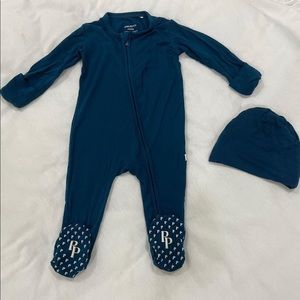 Posh peanut onesie and beanie